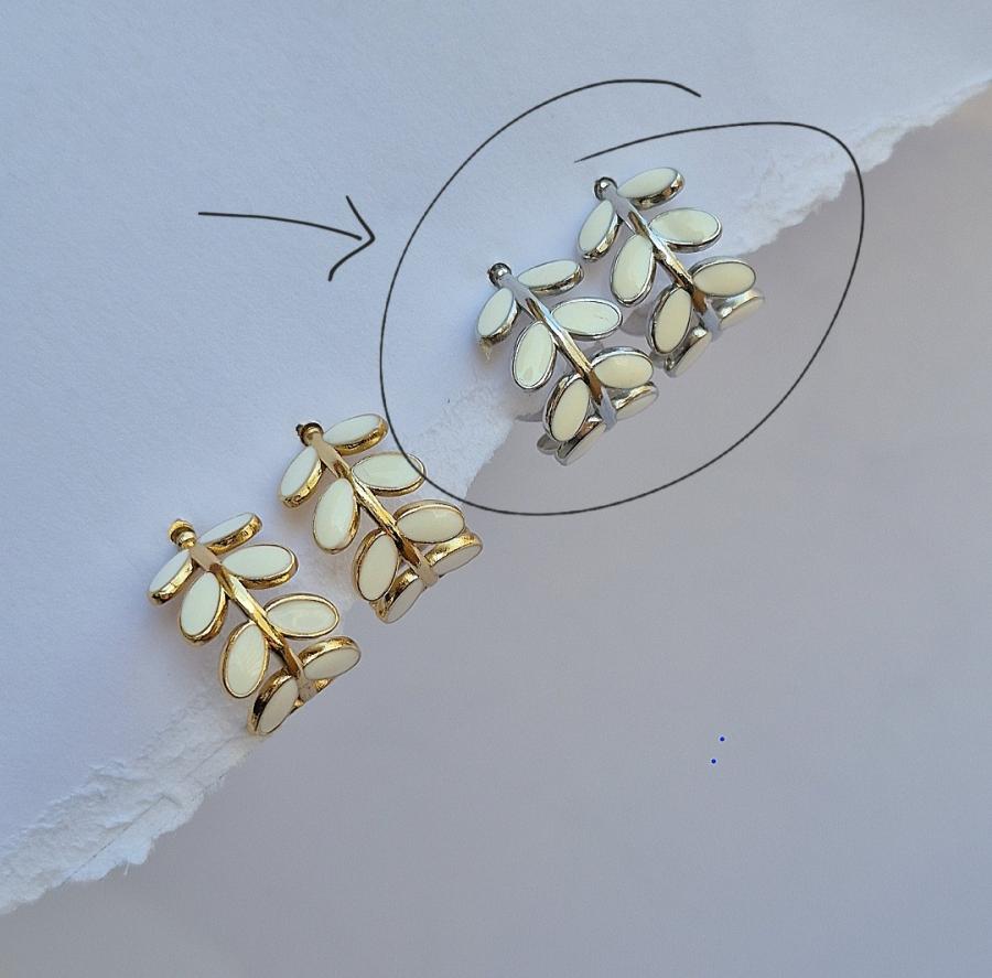 Aros hojas plateado y blanco 