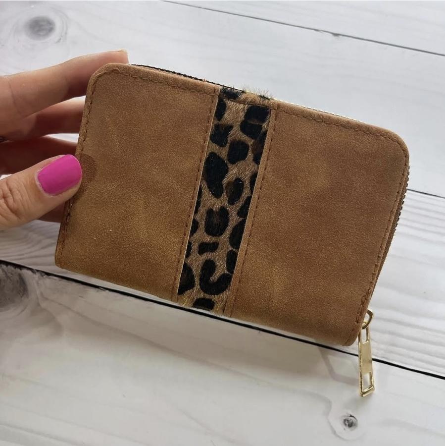 Billetera línea animal print marron