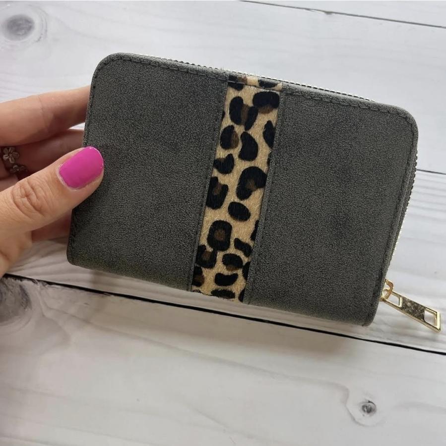 Billetera línea animal print negra 